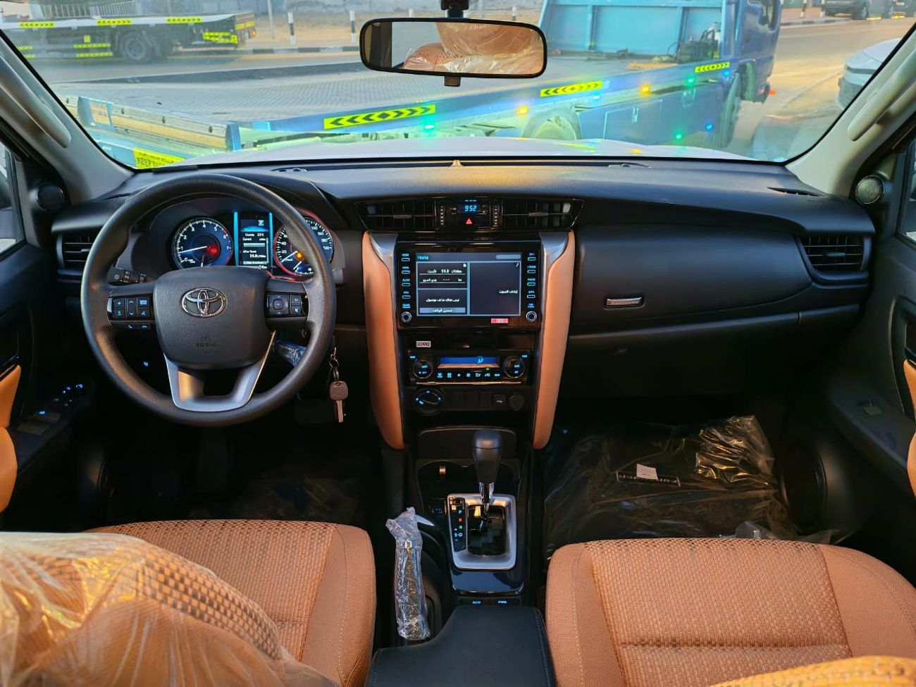 Toyota Fortuner 2025 Toyota Fortuner SR5 7-Seater 2.7L 4-Cyl Petrol A/T 4x4 Only For Export