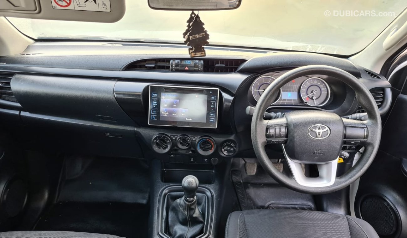 Toyota Hilux DIESEL 2.8L manual gear RIGHT HAND DRIVE (EXPORT ONLY)