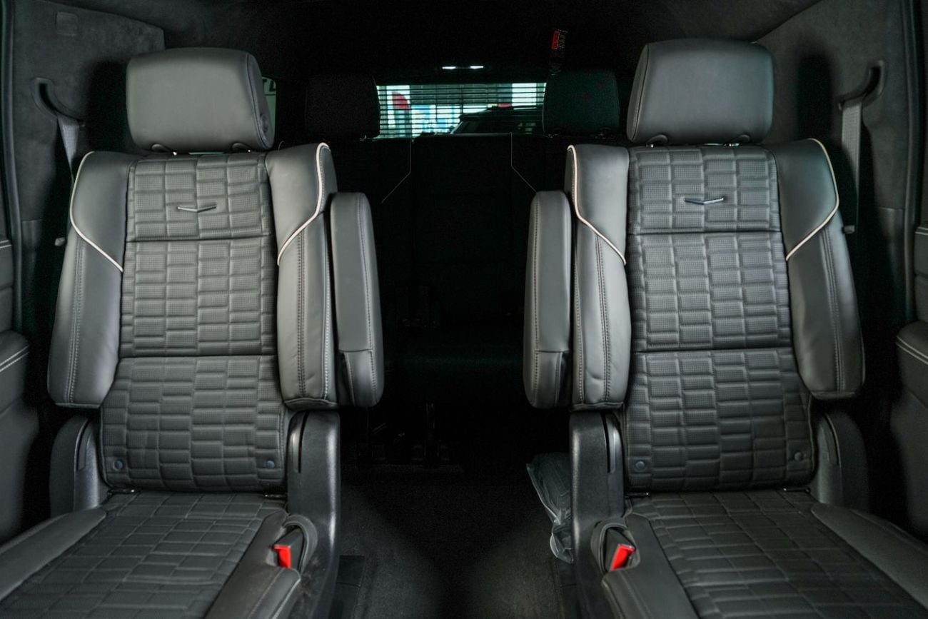 Cadillac Escalade  ESV- GCC- new shape-low mileage- Agency warranty and service