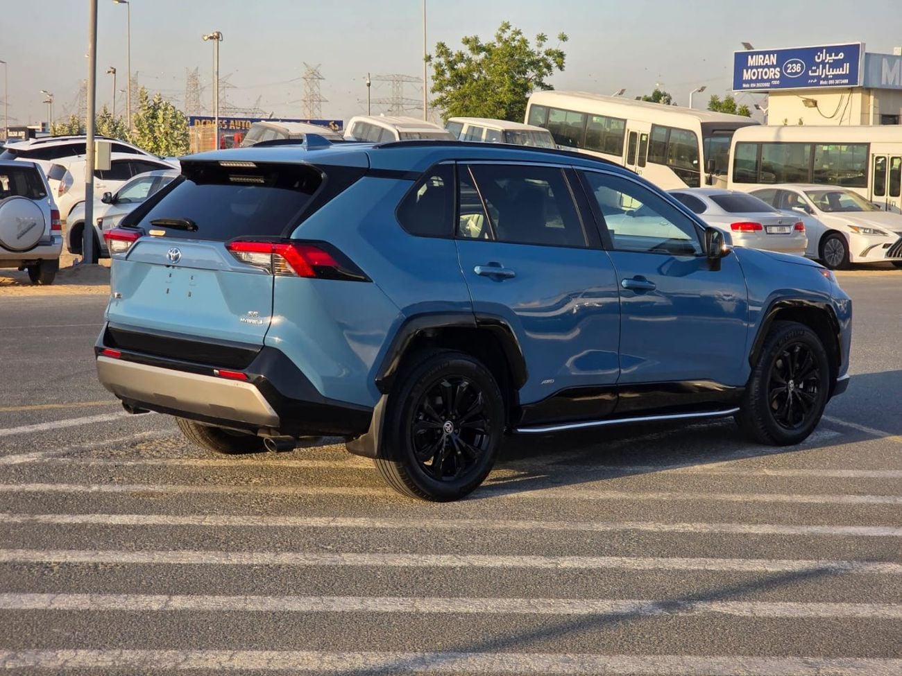 تويوتا راف ٤ SE Hybrid