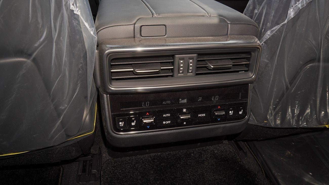 Lexus LX600 OVERTRAIL 3.5L V6