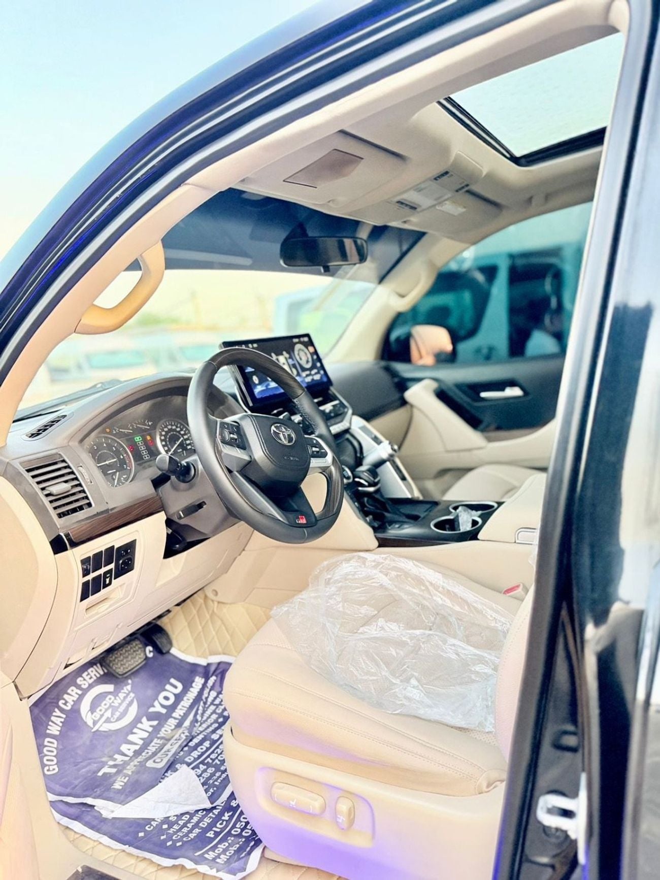 Toyota Land Cruiser GXR Toyota landcuriser 2019 upgrade inside and outside 4.0L full option petrol