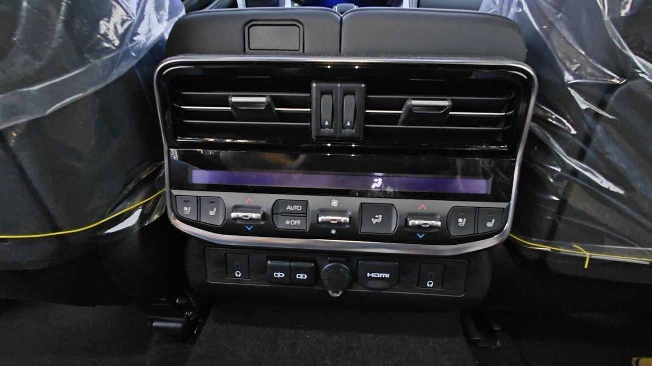 Toyota Land Cruiser VXR 3.5L