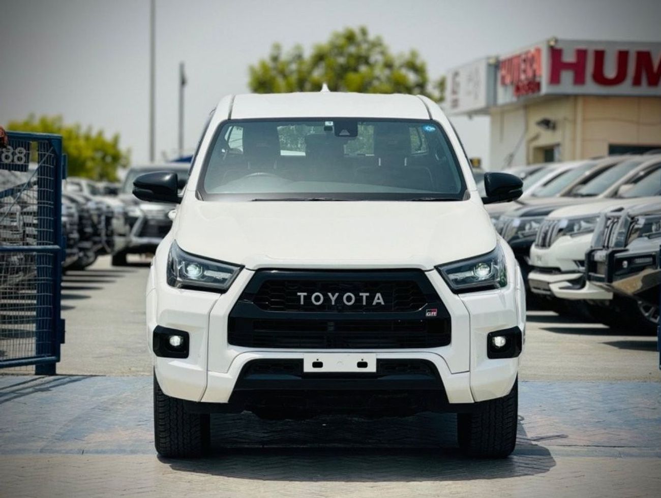 تويوتا هيلوكس Toyota Hilux GR Sport edition