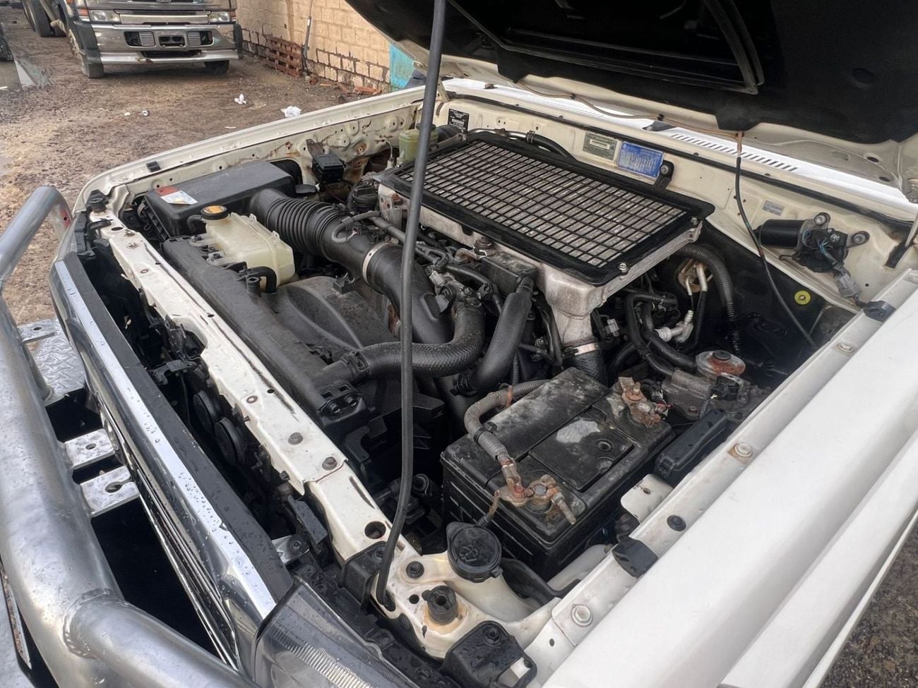 تويوتا لاند كروزر Diesel Engine ,Right Hand Drive  3 Doors Hardtop ,2011 Model