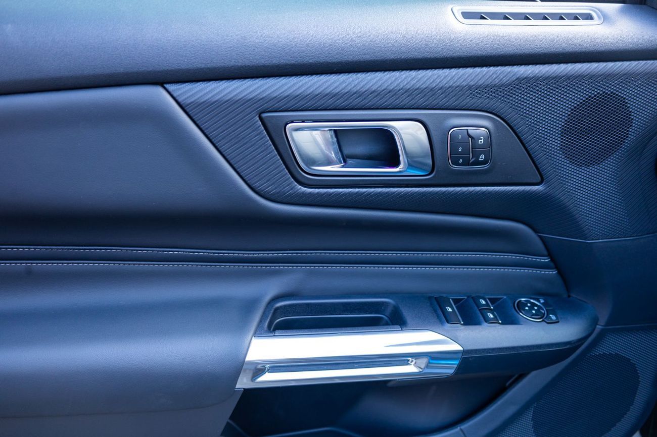 Ford Mustang GT Premium 5.0L (435 HP) Coupe A/T