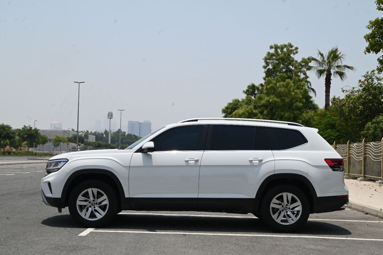Volkswagen Teramont Trendline 3.6L - 0% DP - FULL AGENCY RECORD - ORIGINAL PAINT - VOLKSWAGEN TERAMONT 4WD - LOW MILEAGE