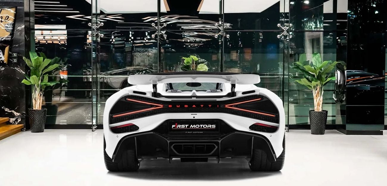 بوغاتي ميسترال W16 رودستر 8.0L W16 Quad-Turbocharged Engine