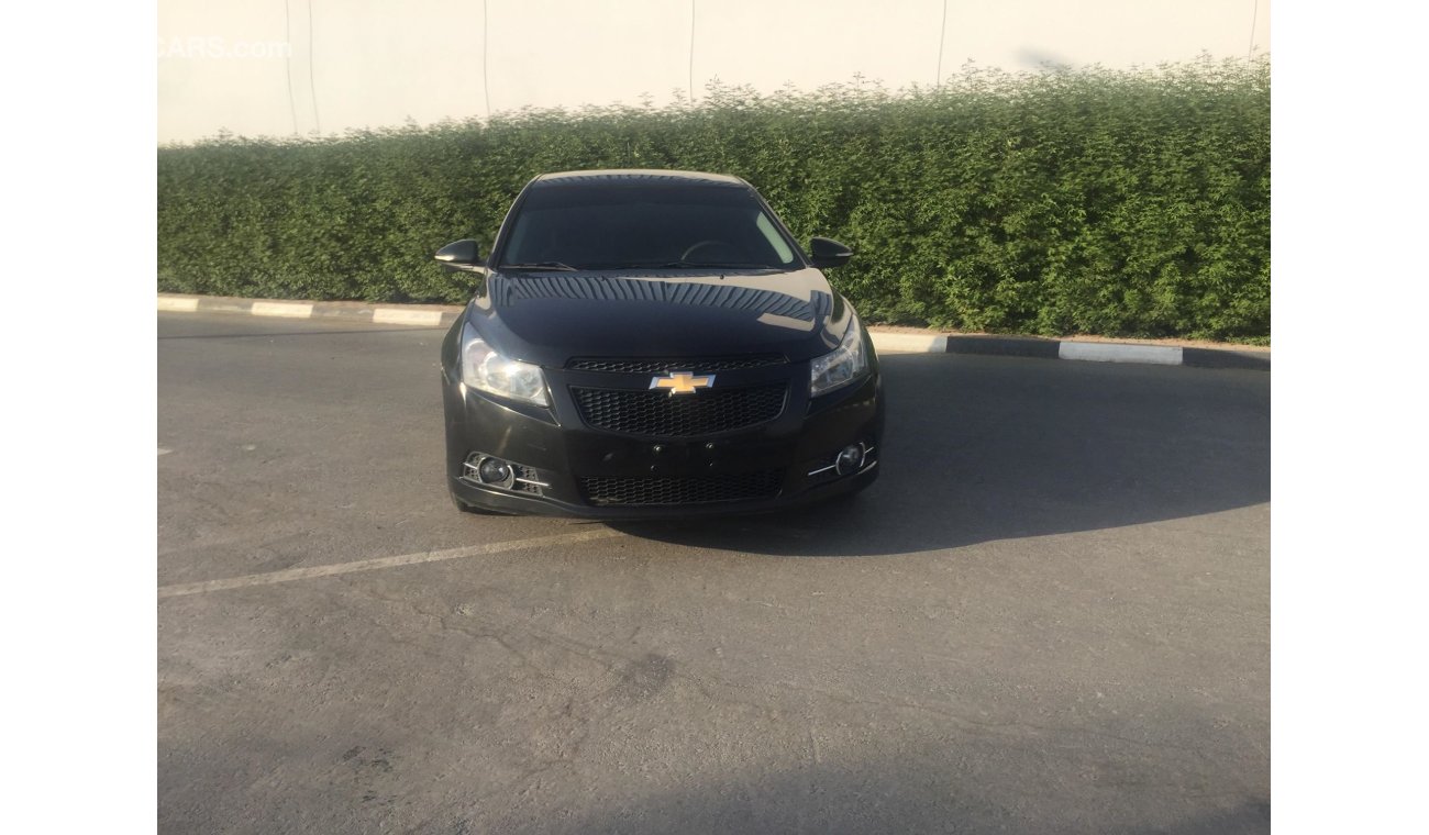 Chevrolet Cruze Chevrolet Cruze Full Option 2012  GCC  Car finance services on banks