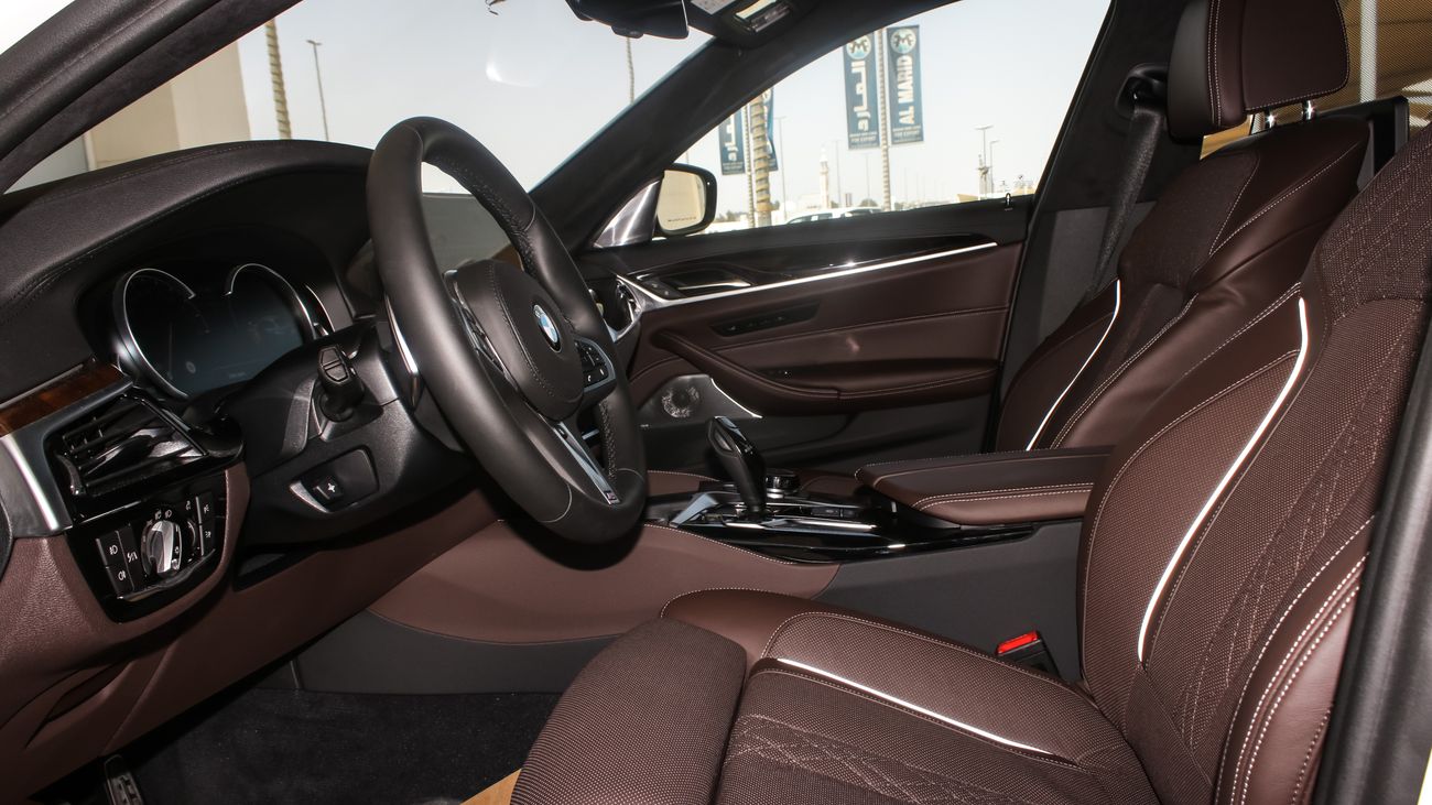 M Kit Used BMW 530i i M kit 2018 for sale in Dubai - 156493