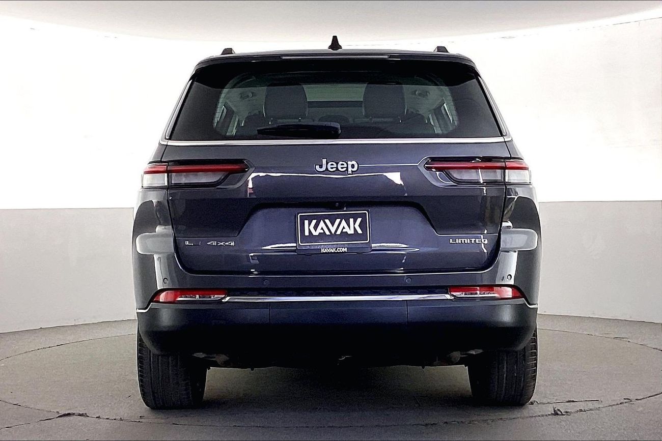 جيب شيروكي Limited | National Day Celebration | شامل الضمان | 0 ﺪﻔﻋﺓ ﺃﻮﻟﻯ