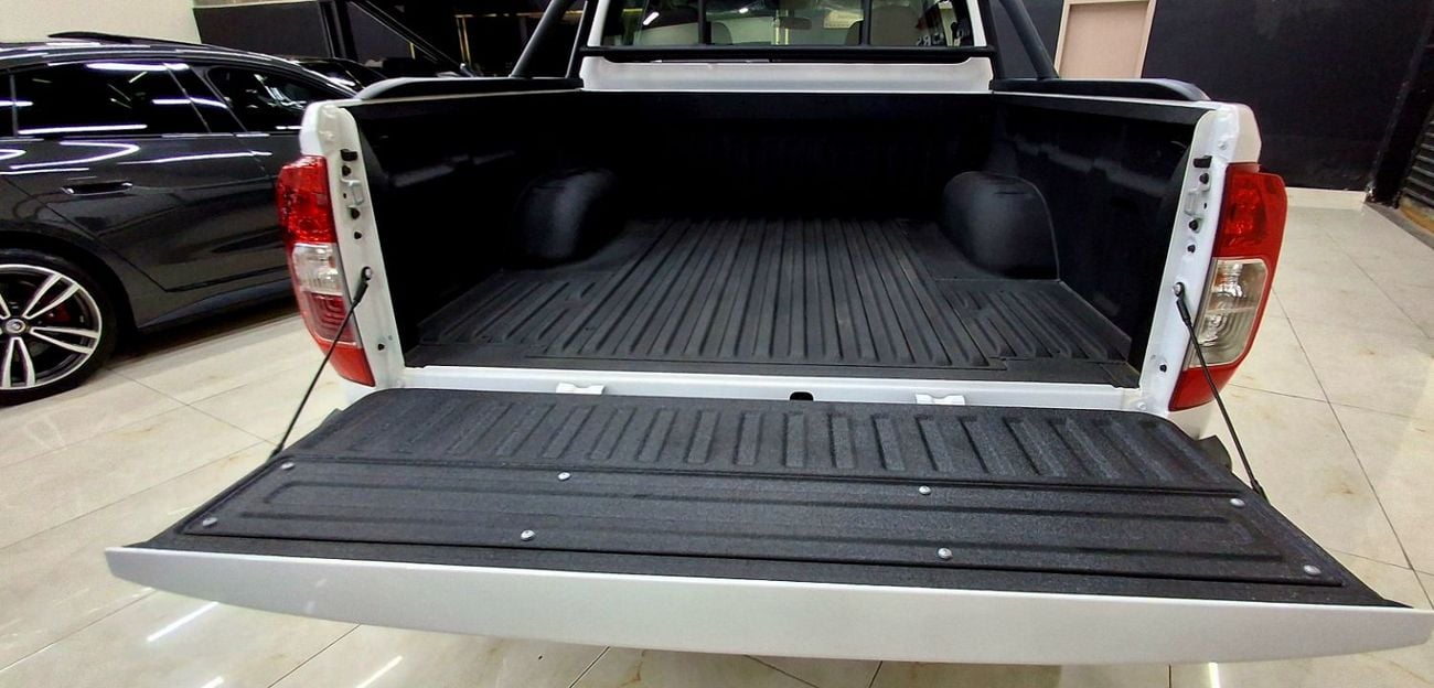 سبروس X300 Spruce X300  4WD By Nissan Company