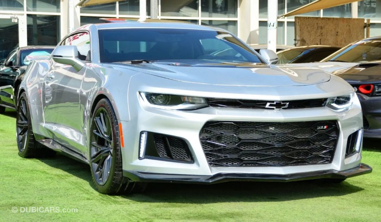 شيفروليه كامارو SOLD!!!!!GCC Camaro ZL1 Supercharged V8 6.2L 2018/ FullOption/ Very Good Condition