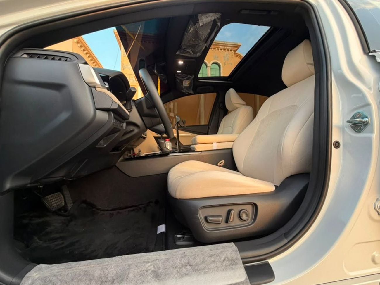 تويوتا كامري LE 2.5L Petrol 2026 Export @ 115,000 AED
