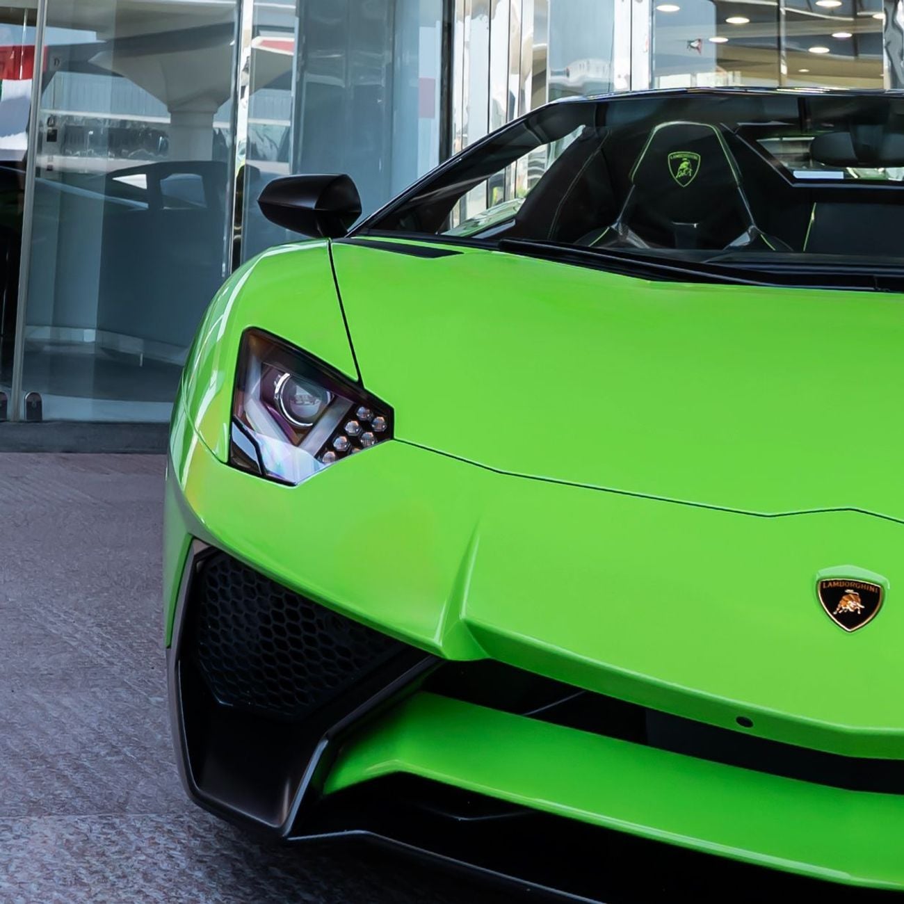 Lamborghini Aventador Roadster 2017 Lamborghini Aventador LP 750-4 Superveloce Roadster | Rare Collector Item