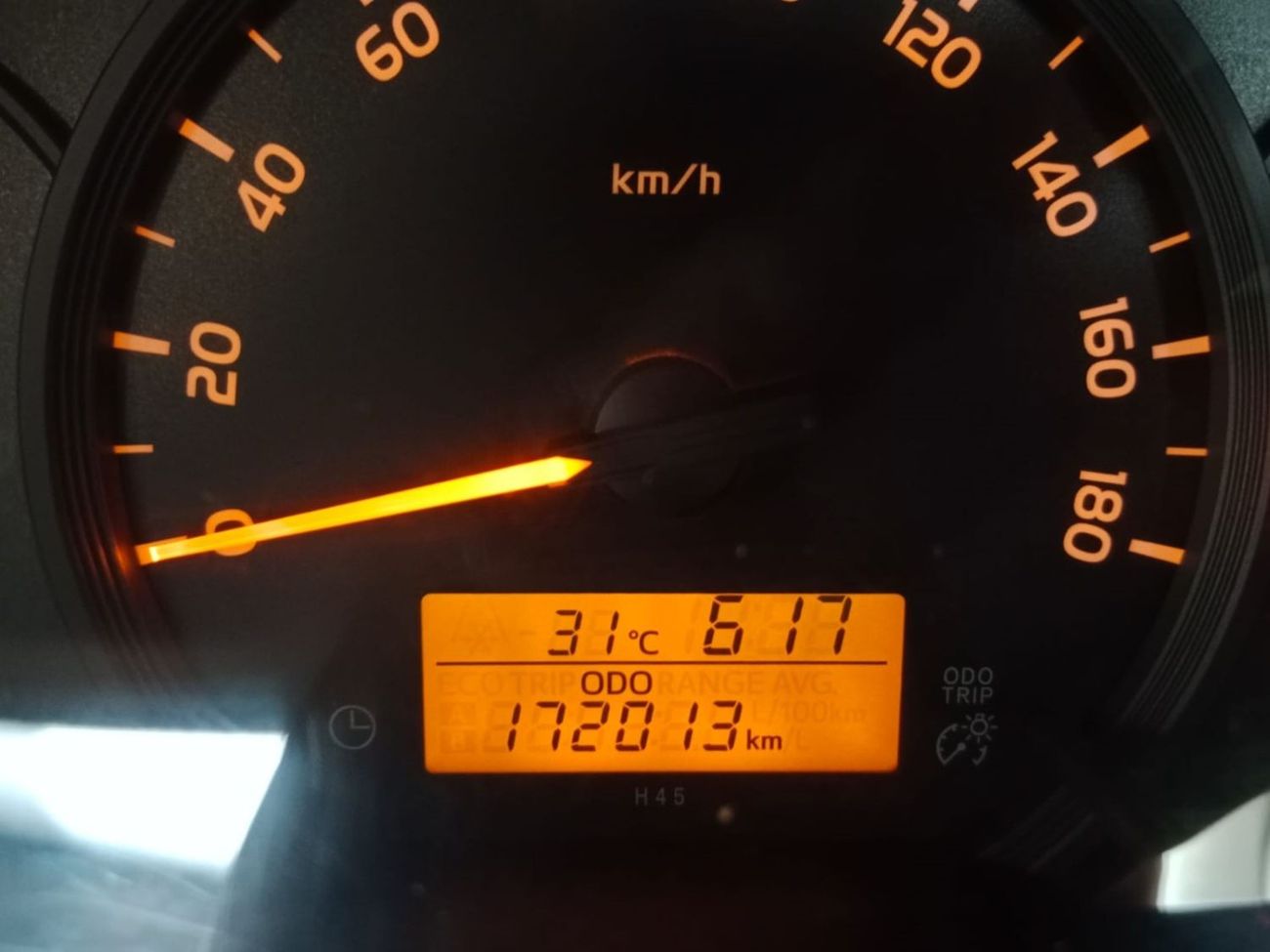 تويوتا هاياس TOYOTA HIACE VAN (AMBULANCE) RIGHT HAND DRIVE(PM53467)