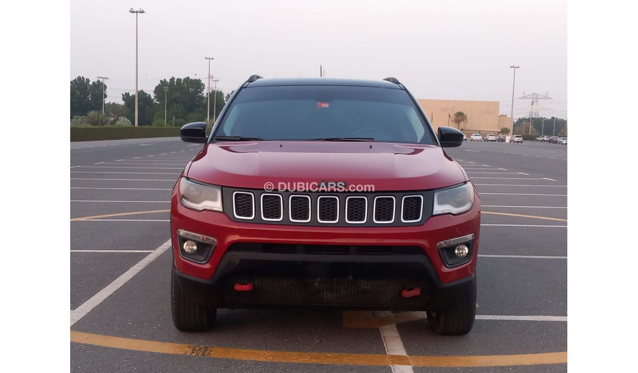 Used Jeep Compass Trailhawk 2020 for sale in Dubai 665264