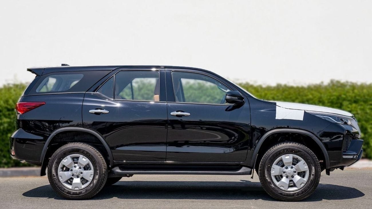 تويوتا فورتونر TOYOTA FORTUNER 2.7 PETROL 4X2 2025
