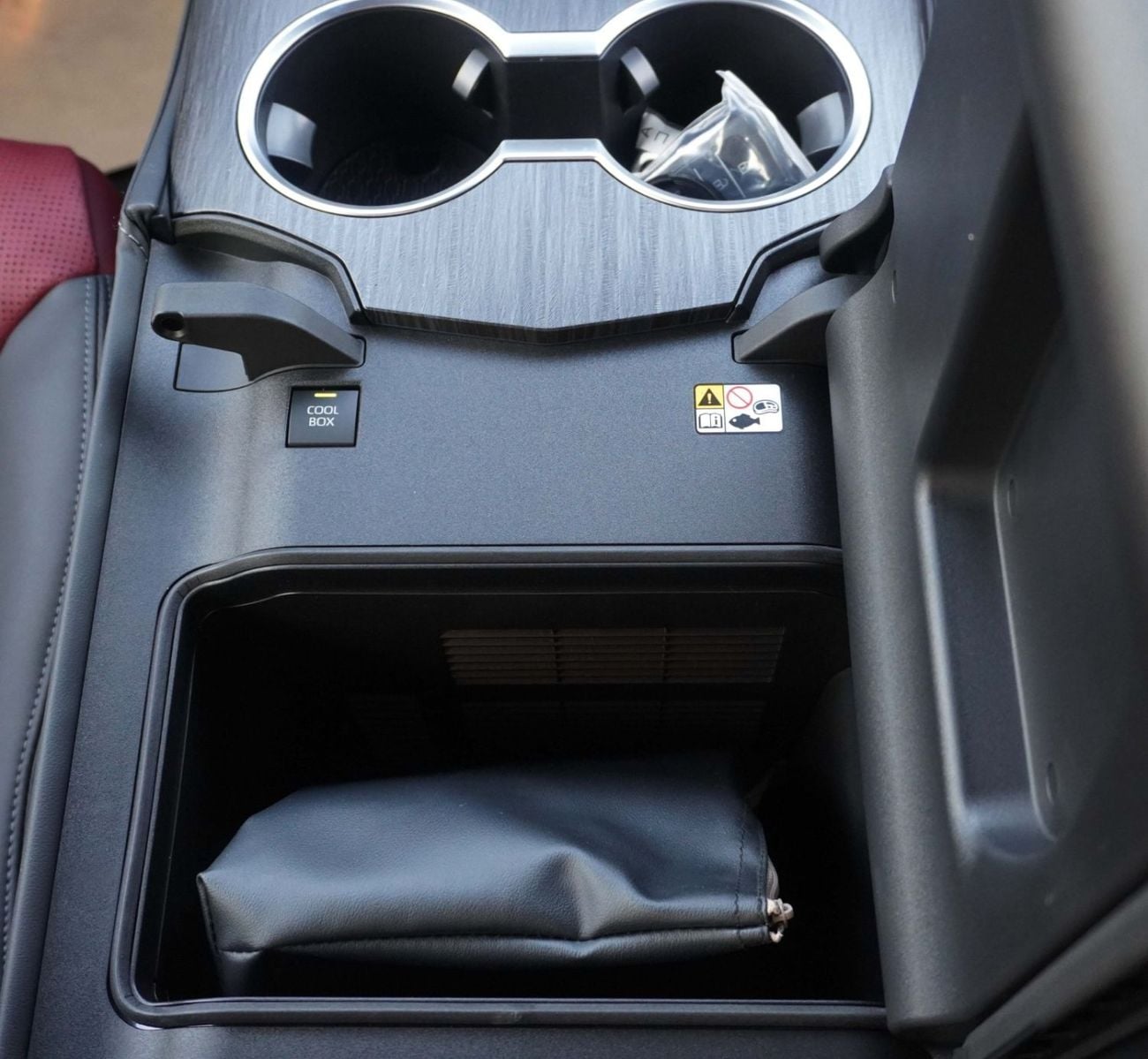 Toyota Land Cruiser 3.5T VXR Hybrid