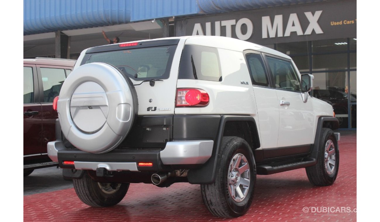 Toyota FJ Cruiser (2016) GXR V6 ,GCC