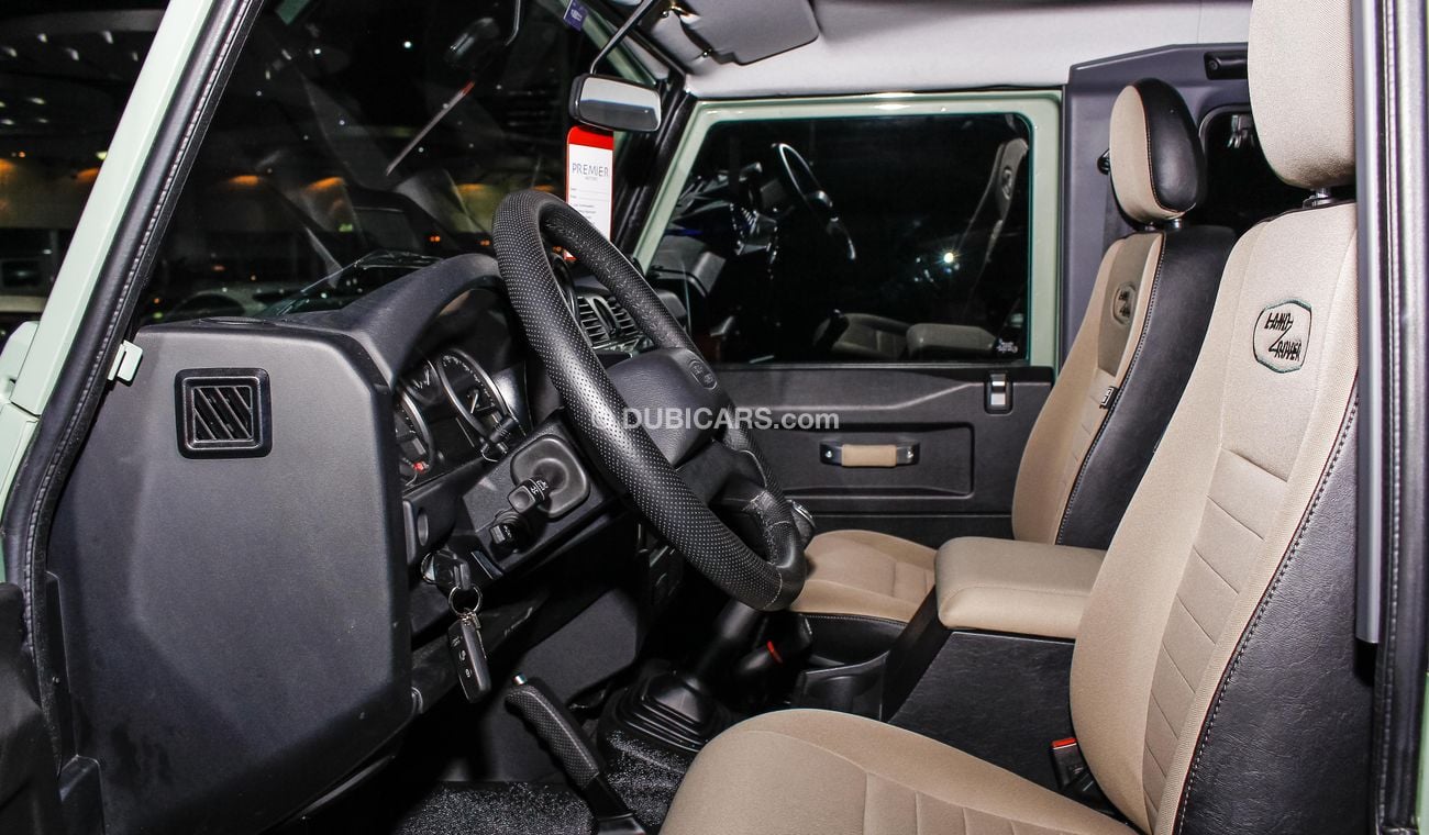 لاند روفر ديفندر Heritage Edition