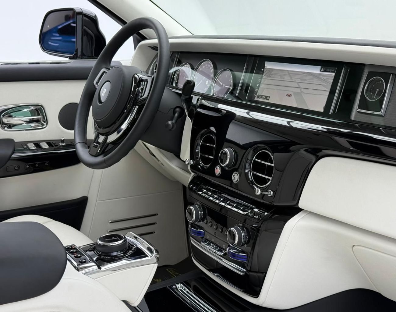 Rolls-Royce Phantom Std 6.8L 2024 Rolls Royce Phantom Series 2, Brand New, April/2028 Rolls Royce Warranty + Service Con