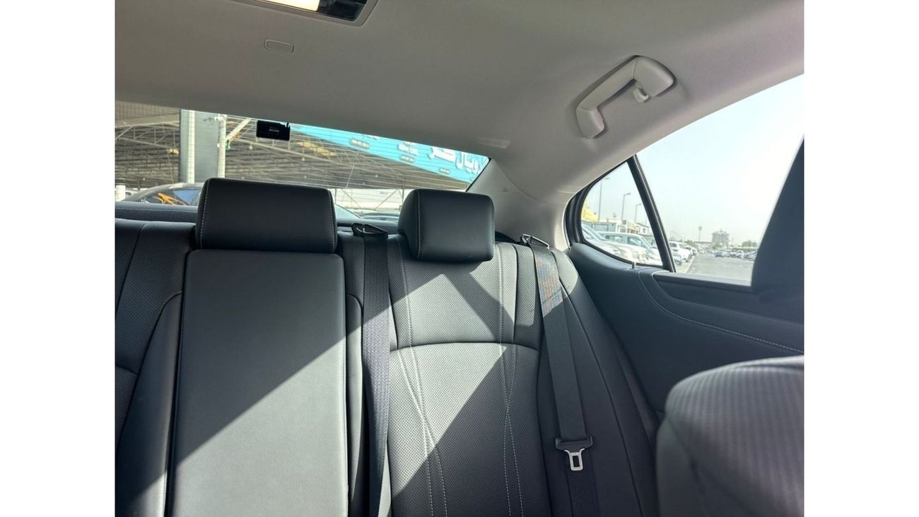 Lexus ES 300 LEXUS ES 300 HYBRID 2023 KOREA SPECS