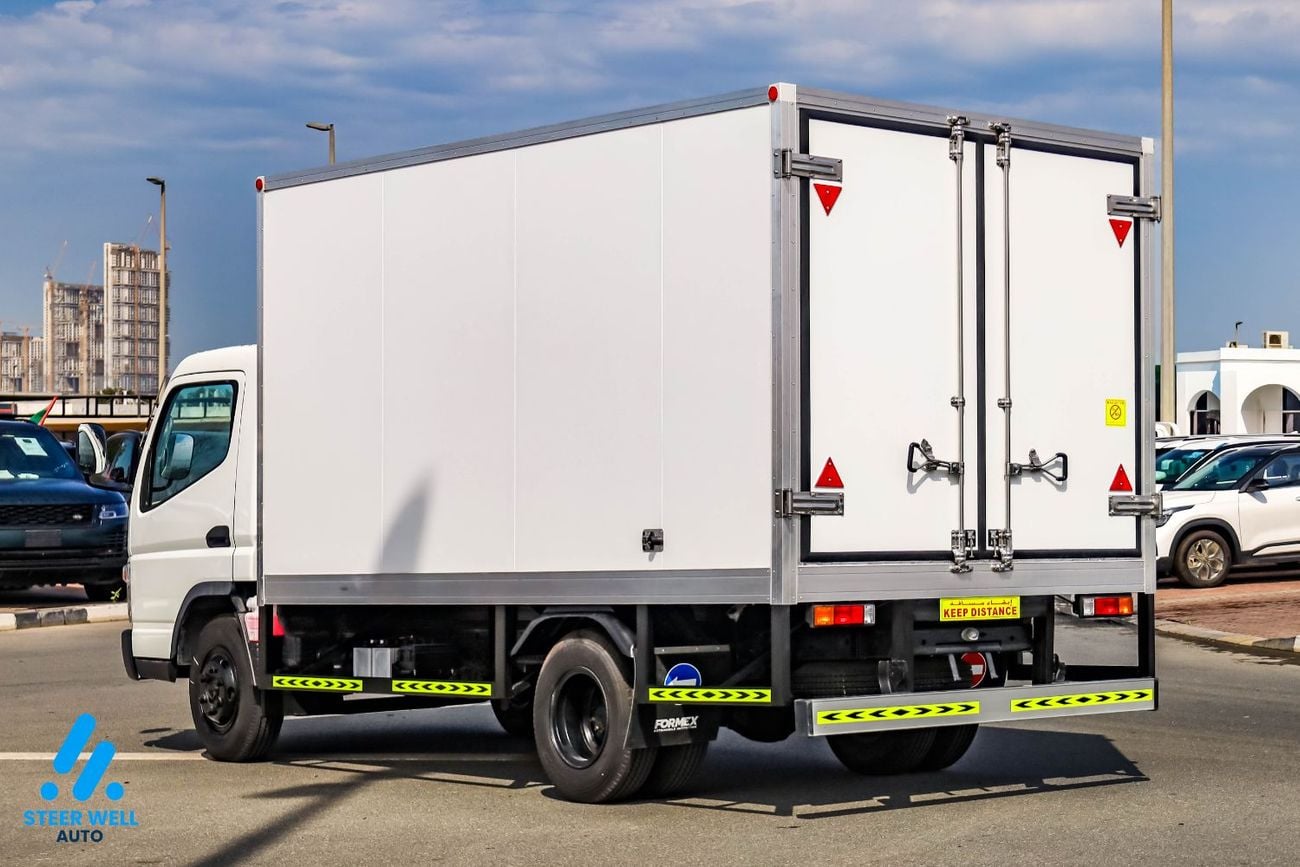 ميتسوبيشي كانتر فان Chiller Truck 2026 | 4.2L Diesel | Manual | 4x2 | Refrigerated Body | Best Price