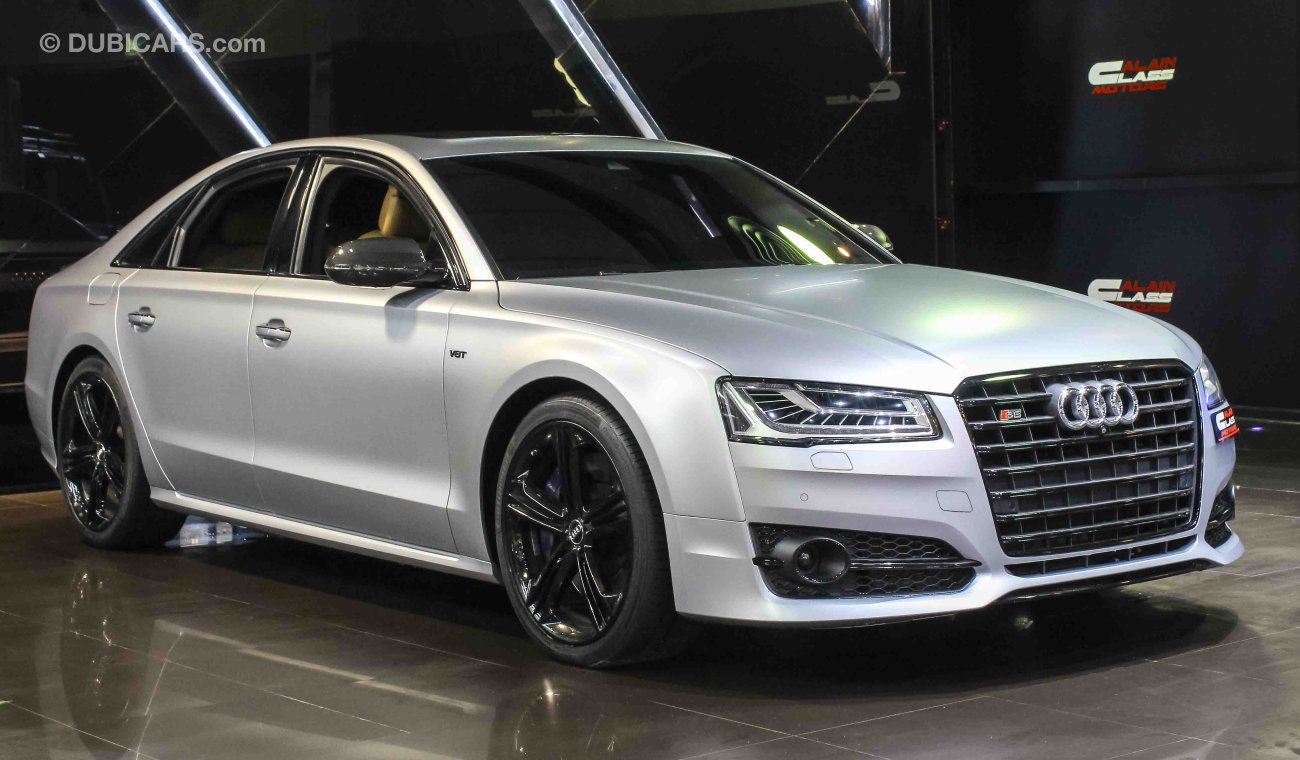 Audi S8