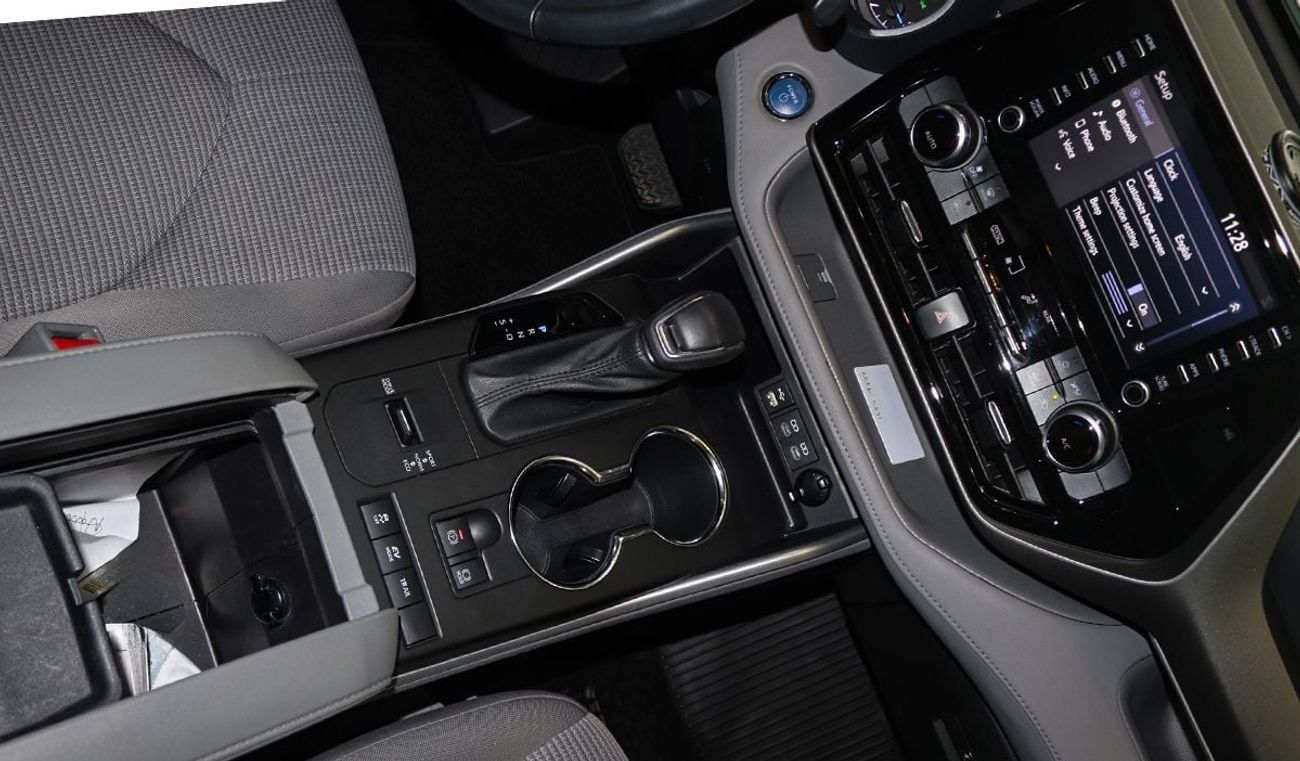 Toyota Highlander 2022 Model Toyota Highlander GLE, 2.5L Hybrid AWD A/T