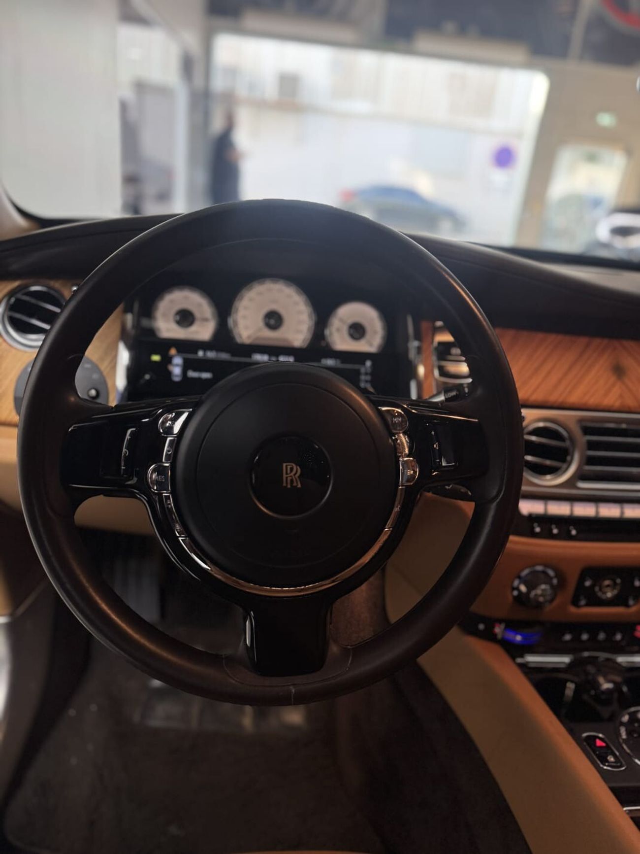 رولز رويس واريث 6.6L شارة سوداء