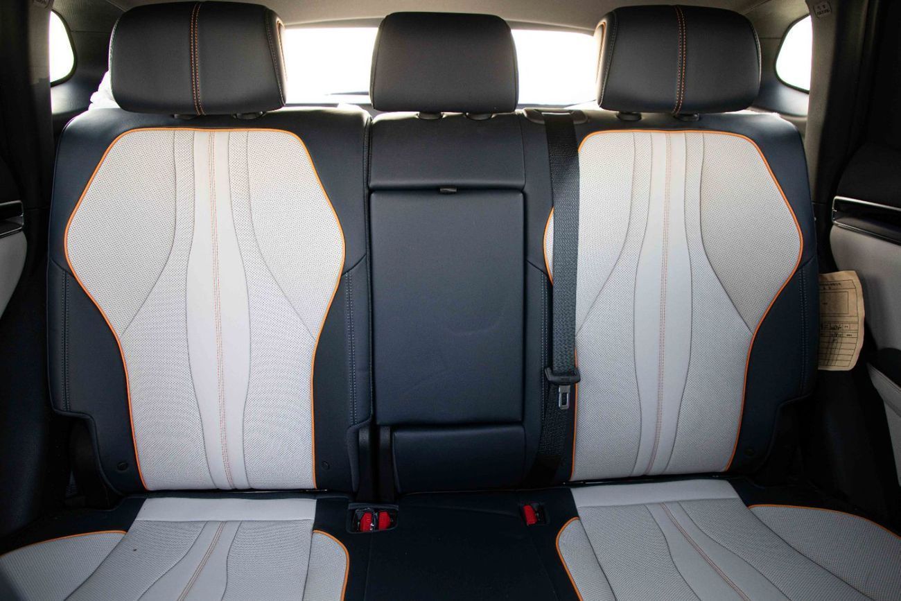 بي واي دي سونغ بلس 2024 BYD Song Plus Honor Flagship Plus - White Inside Blue | Export Only