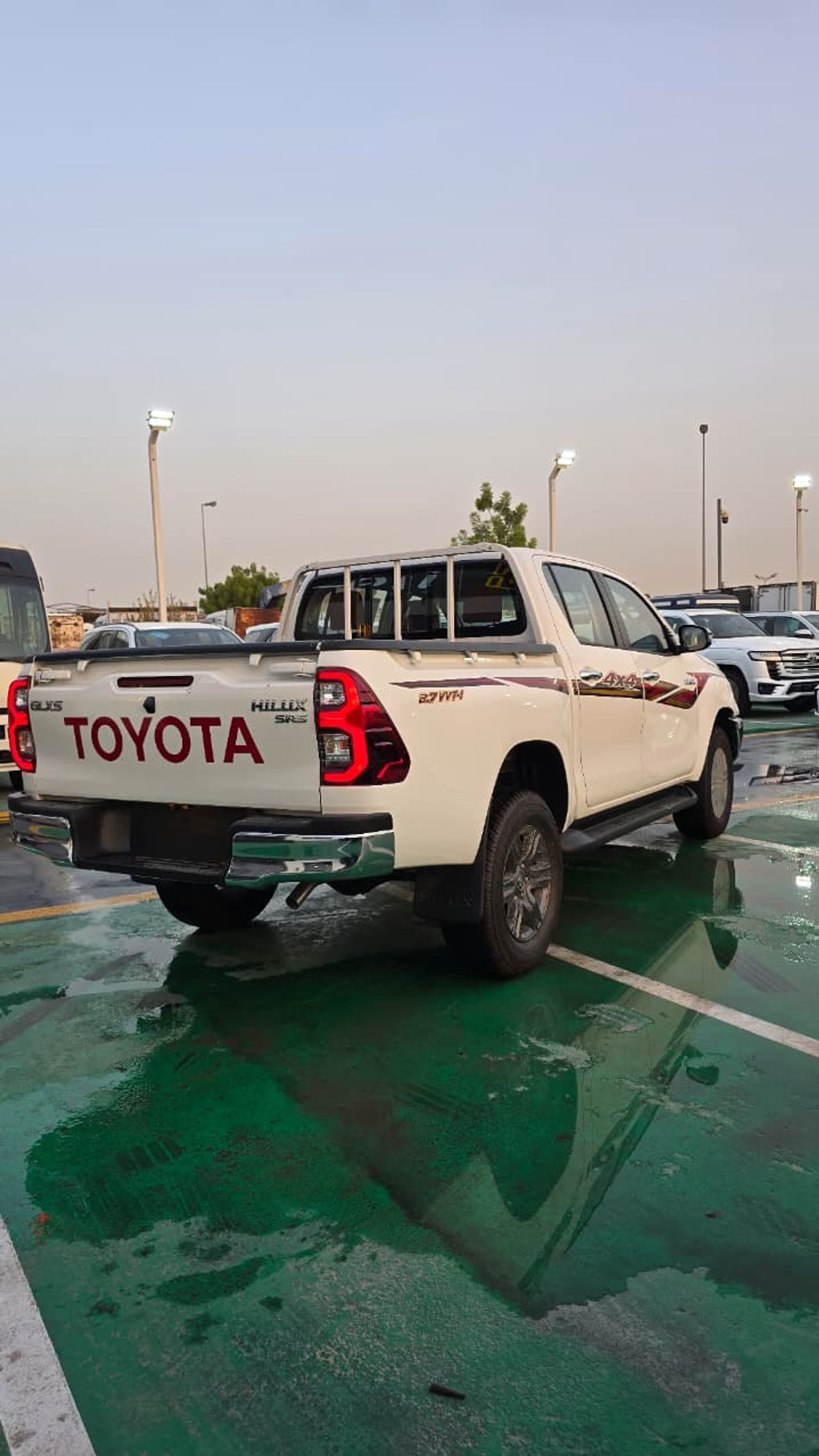 Toyota Hilux S GLX 2.7L AWD A/T