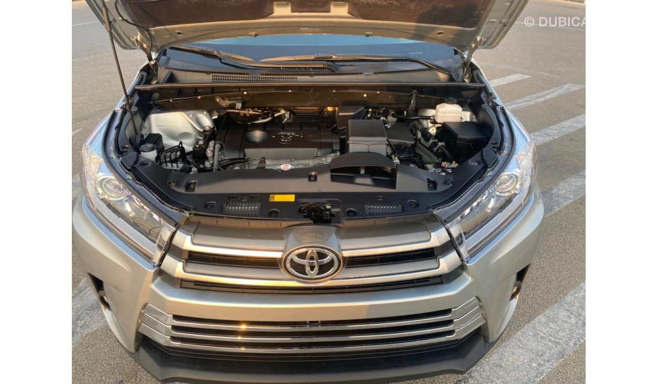 Toyota Highlander 2019 TOYOTA HIGH LANDER V4 / MID OPTION