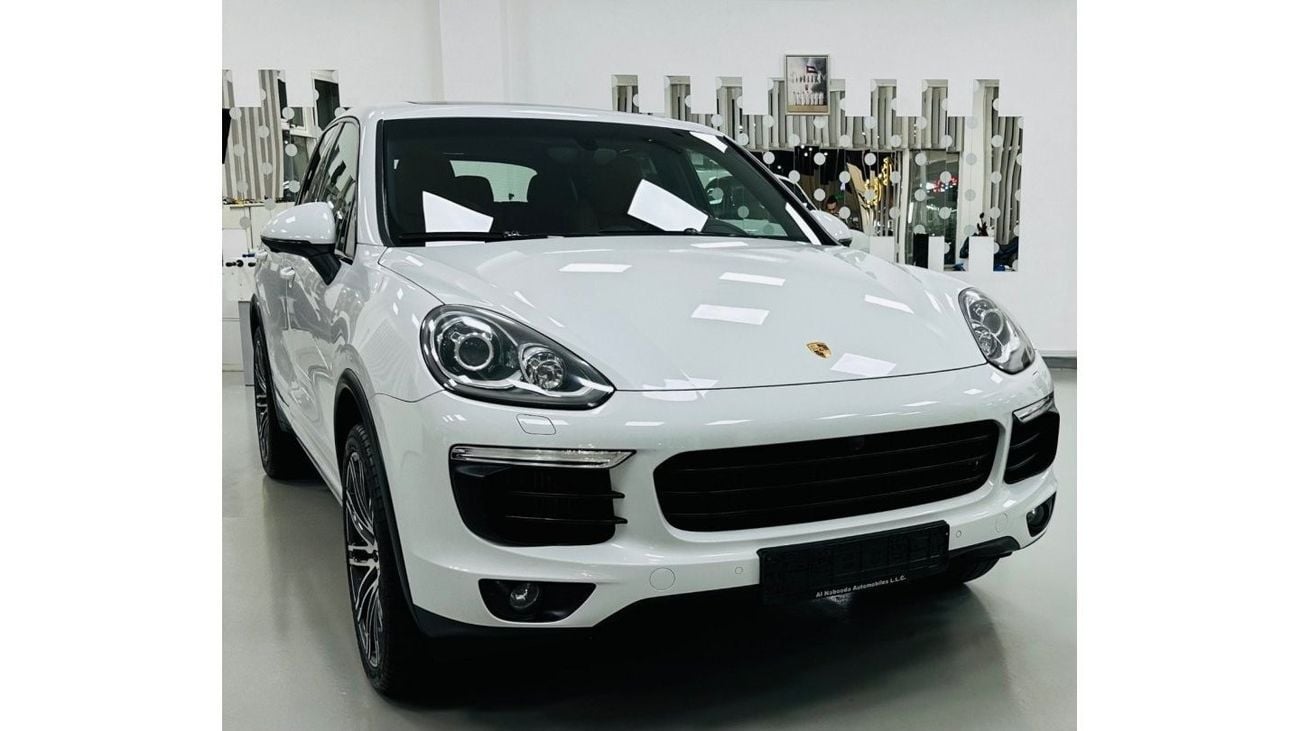 Porsche Cayenne GCC .. FSH .. Warranty … Original Paint .. Top Range