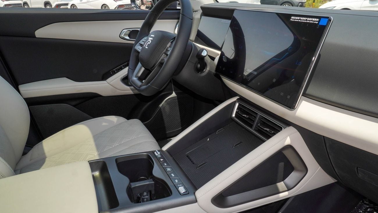 BYD Yuan Up Brand New BYD Yuan UP EV 2025 Export 2WD|White/Black|N-YUAN-PLUS-E-25|