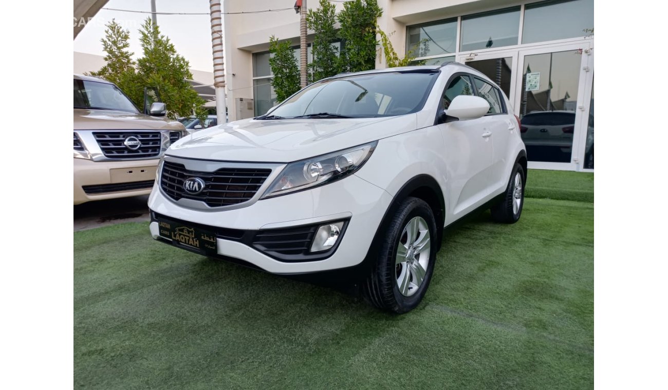 Kia Sportage Gulf, dye, agency number 2, cruise control, wheels, rear wing sensors, in excellent condition, you d