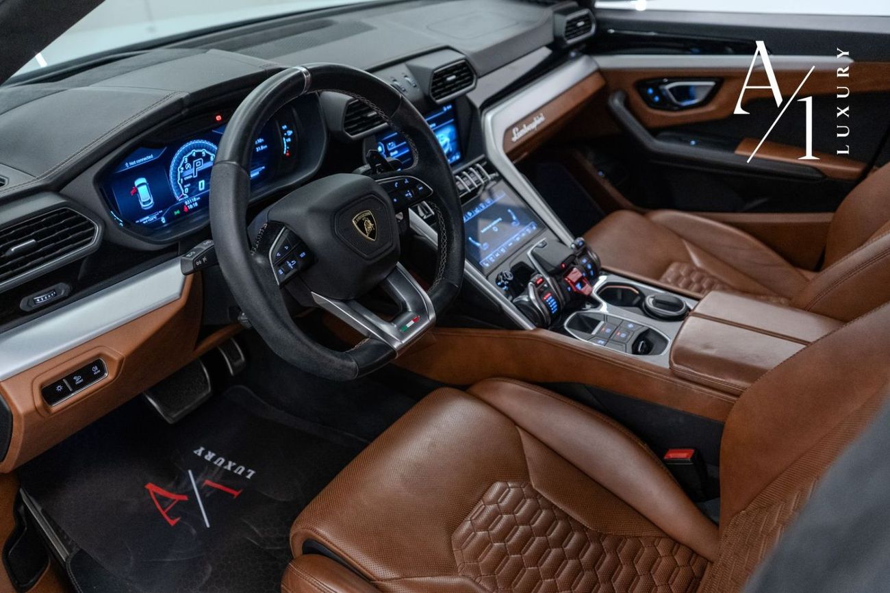 Lamborghini Urus STD 4.0T V8 2019 Lamborghini Urus, 2025 Lamborghini Warranty, Full Lamborghini Service History, Full