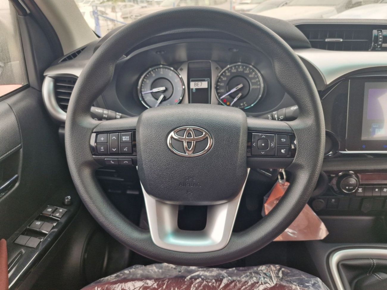 Toyota Hilux 2025 TOYOTA HILUX DC PICKUP 2.7L PETROL 4X4 MANUAL