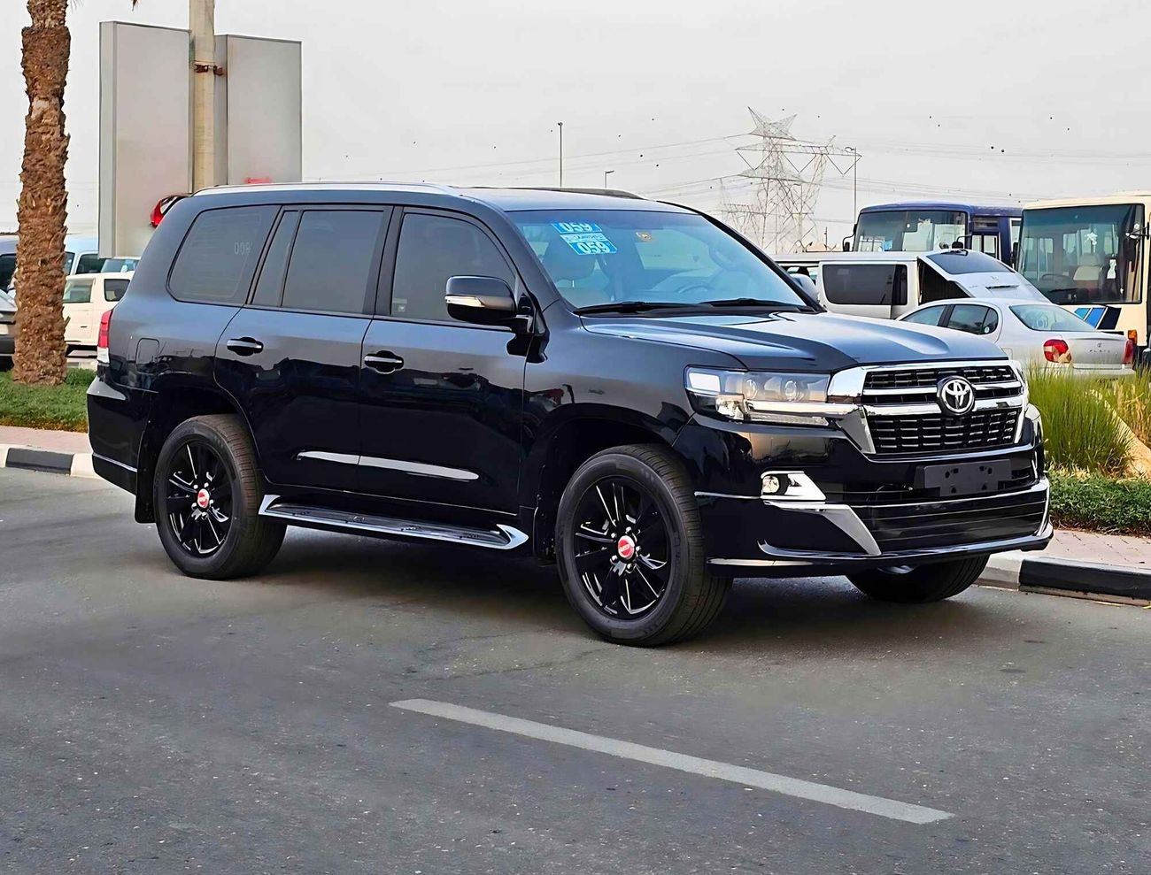 Toyota Land Cruiser GXR V6 4WD/  INTERIOR UPGRADE/ LOW  MILEAGE/ MINT CONDITION/ LOT#48220