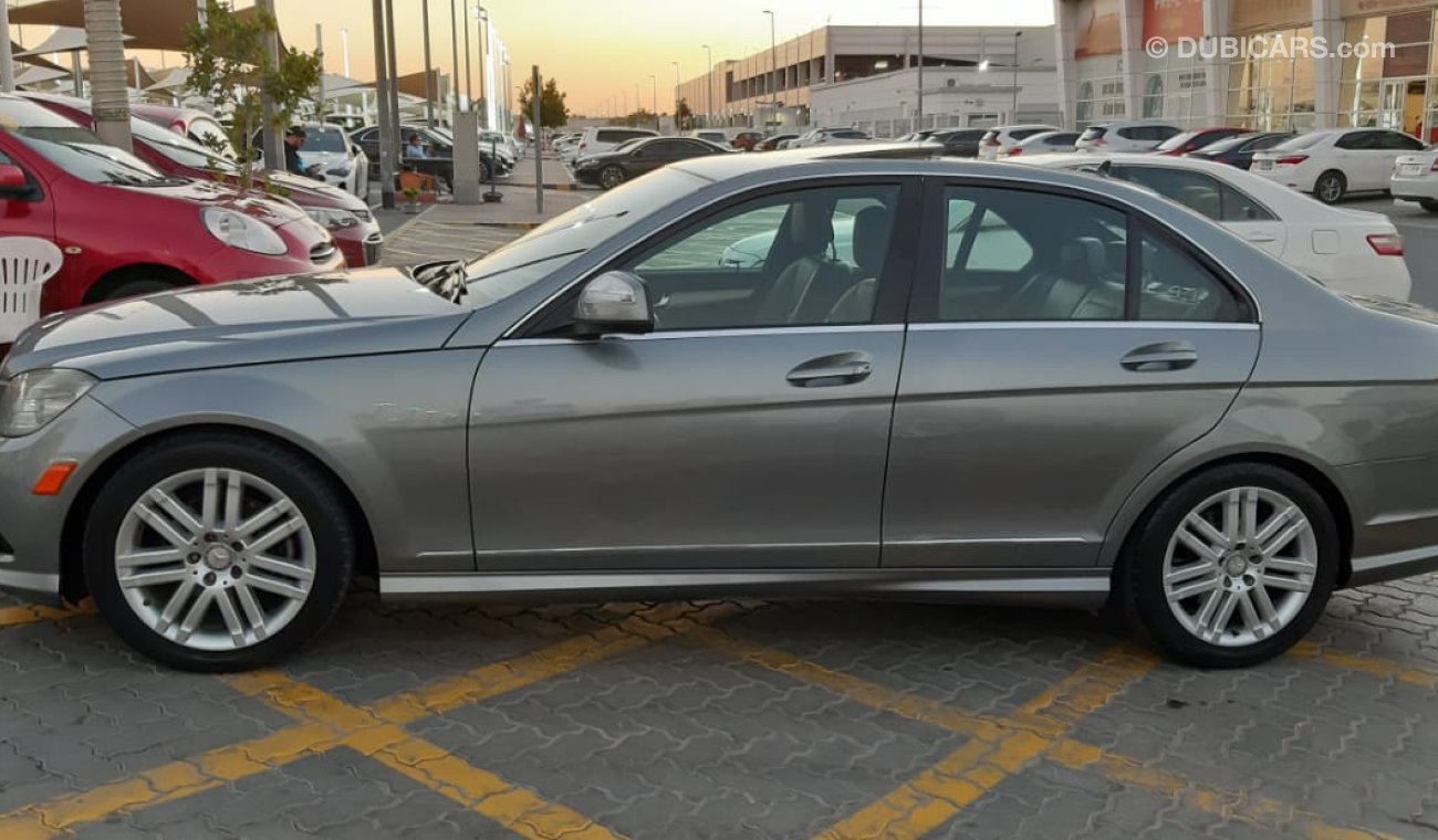 Mercedes-Benz C 300 Import number one - slot - leather - sensors - in excellent condition, you do not need any expenses