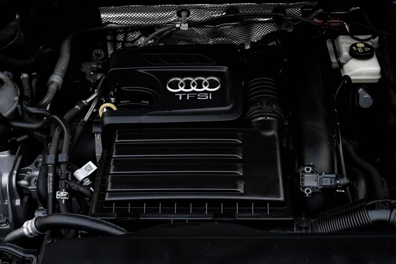 Audi Q3 Q3 | 2,213 P.M | 0% Downpayment | 35 TFSI | IMMACULATE!