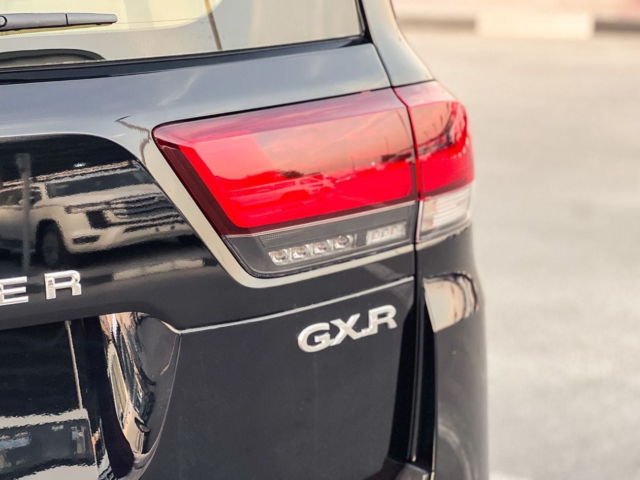 Toyota Land Cruiser EXPORT ONLY - 2026 LC300 GXR 4.0L (GCC Specification)