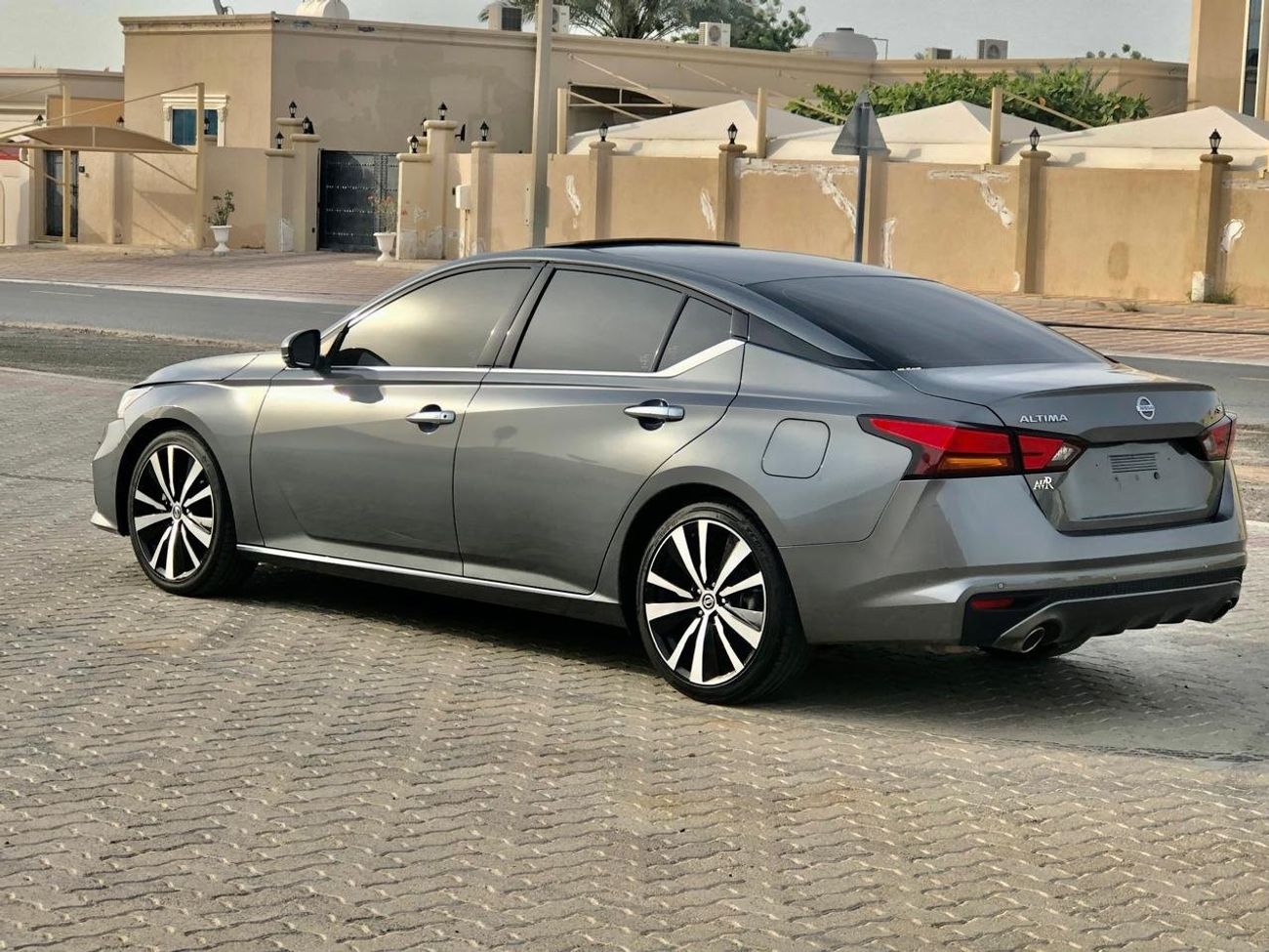 Nissan Altima Altima 2020 GCC  SL(Full Options,)Sunroof  Top Specs