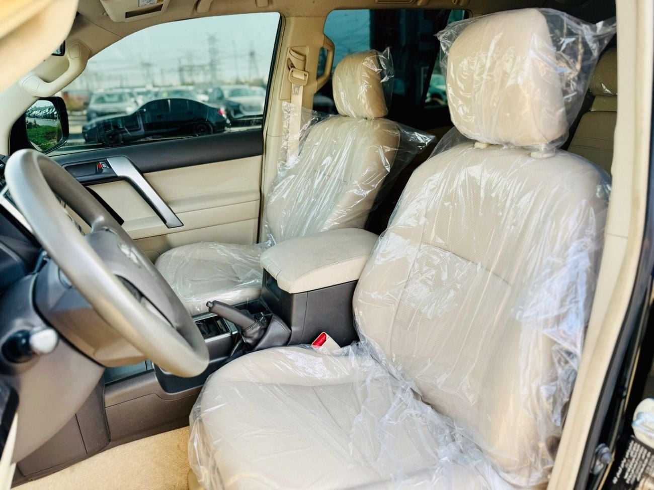 Toyota Prado VXR Toyota Prado Fuel Petrol cylinder 4 black colour outside and beige inside