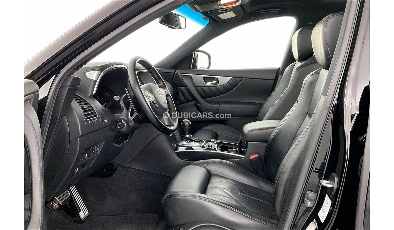 Infiniti QX70 Sport Luxury