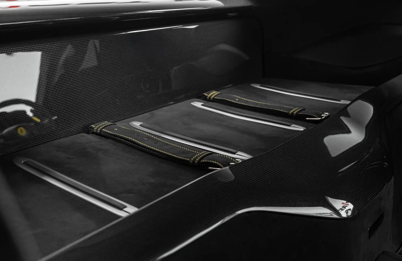 فيراري 812 كومبيتيزون 6.5L V-12 Naturally Aspirated Engine