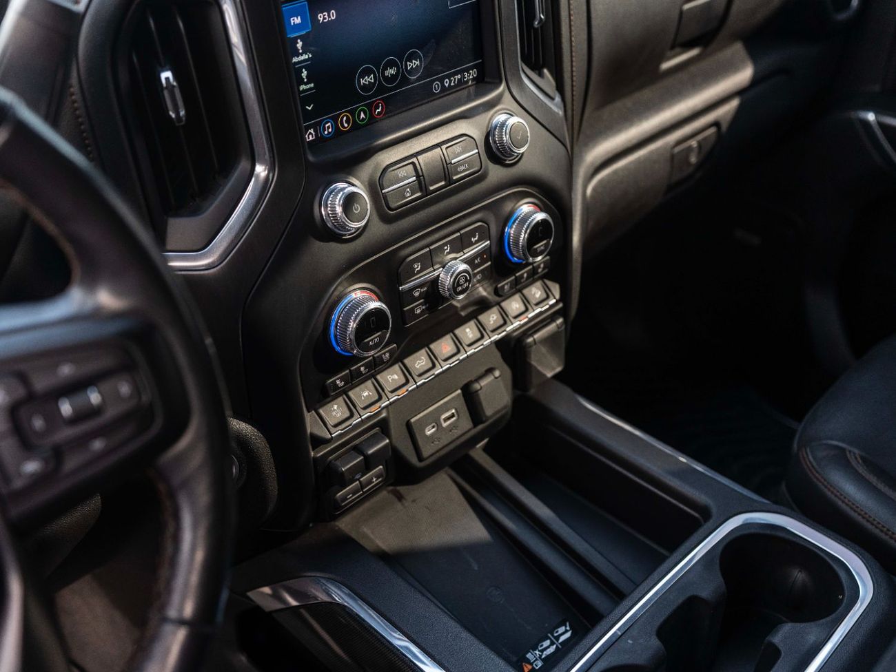 جي أم سي سييرا 5.3L V8 AT4 Crew Cab (AWD)