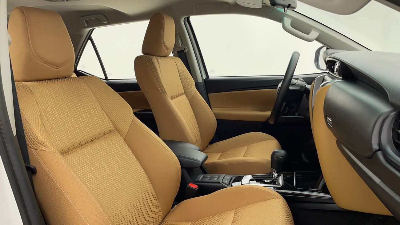 تويوتا فورتونر EXR 2.7 | بدون دفعة مقدمة | اختبار القيادة في المنزل