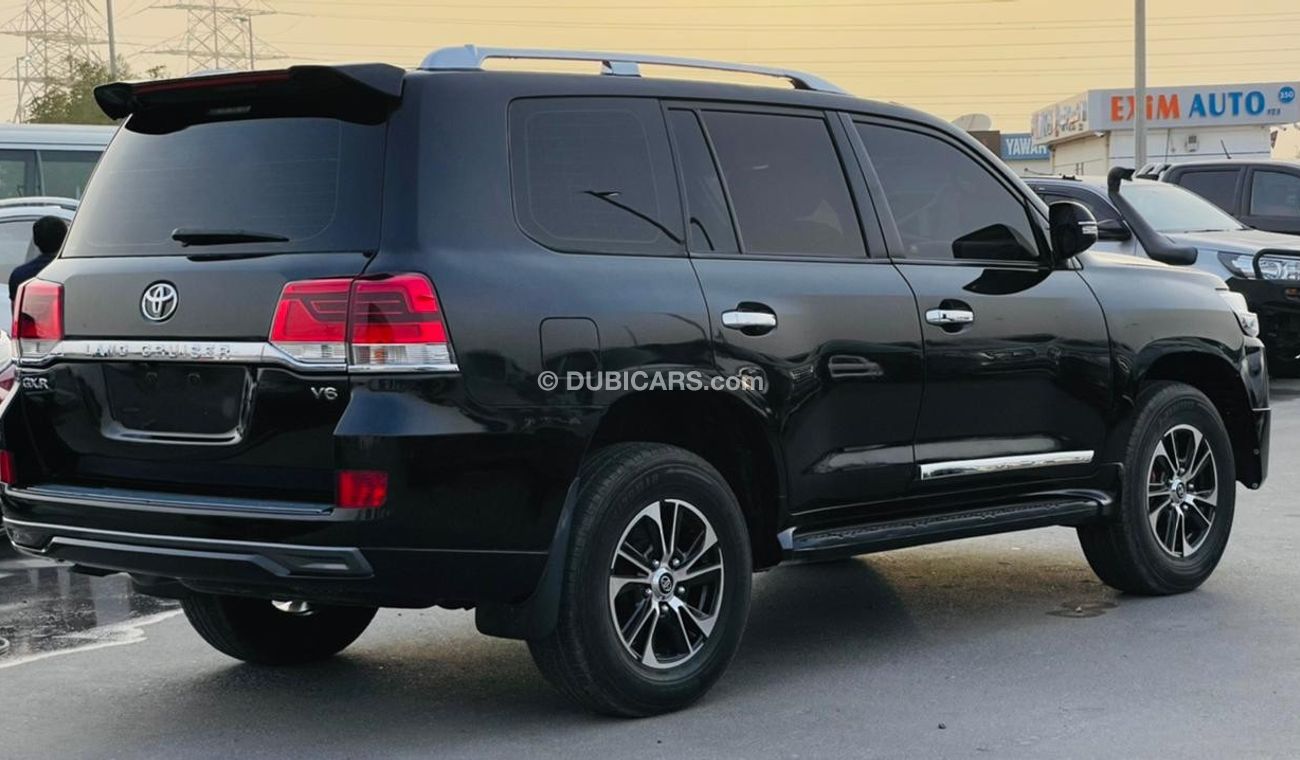 Toyota Land Cruiser 2013 GXR [Face-Lifted 2021] GCC Specs 4.0CC 6 Cylinders Petrol Rear Entertainment Perfect Condition 